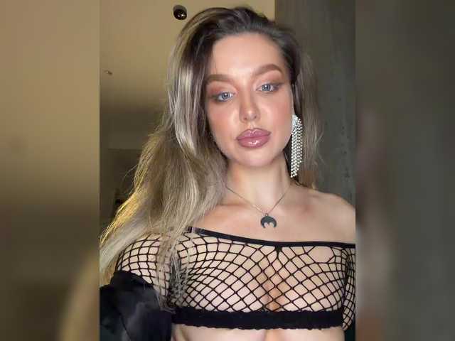 MistressX555's BongaCams show and profile