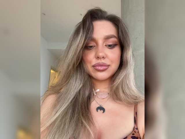 MistressX555's BongaCams show and profile