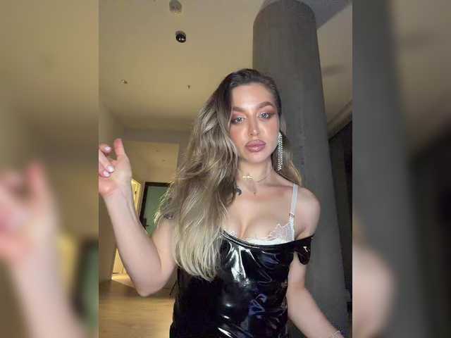 MistressX555's BongaCams show and profile