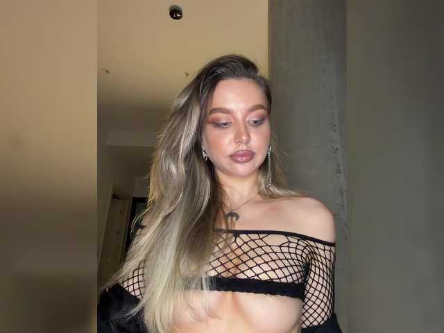 MistressX555's BongaCams show and profile