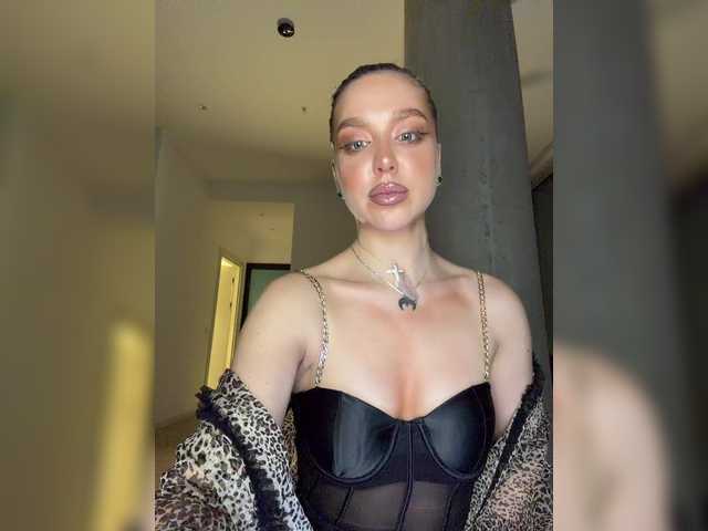 MistressX555's BongaCams show and profile