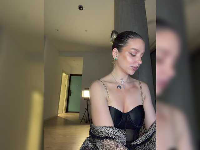 MistressX555's BongaCams show and profile