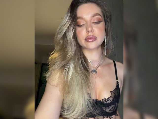 MistressX555's BongaCams show and profile