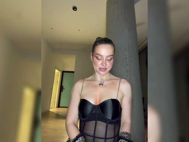 MistressX555's BongaCams show and profile