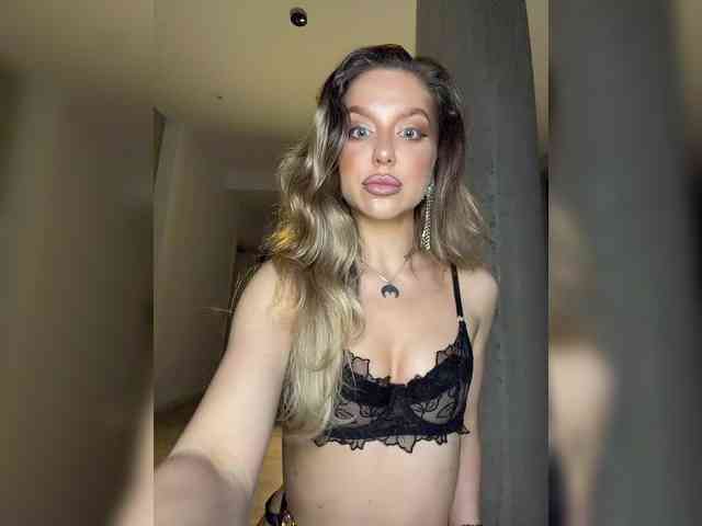 MistressX555 webcam