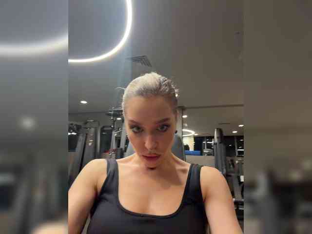 MistressX555 webcam