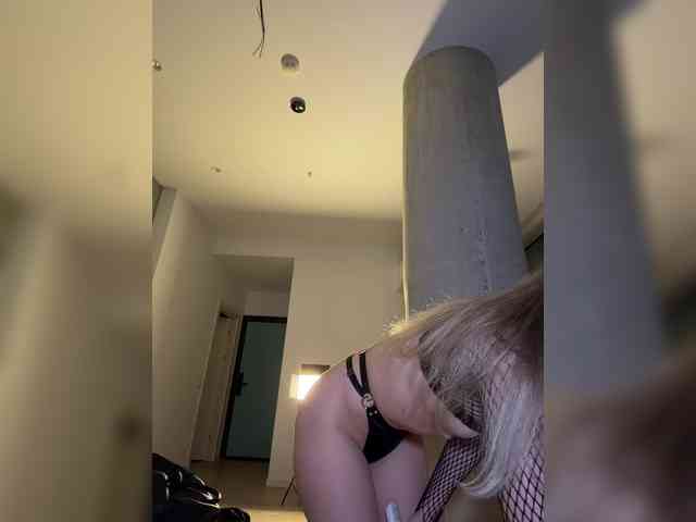 MistressX555 webcam
