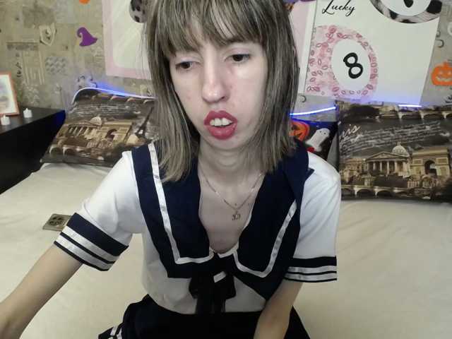 Unusual-G live cam on BongaCams