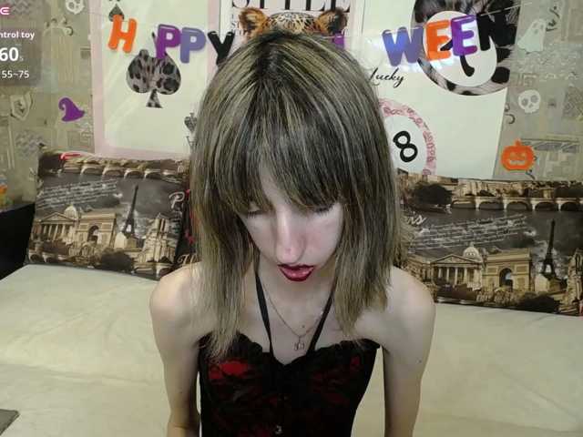 Unusual-G live cam on BongaCams