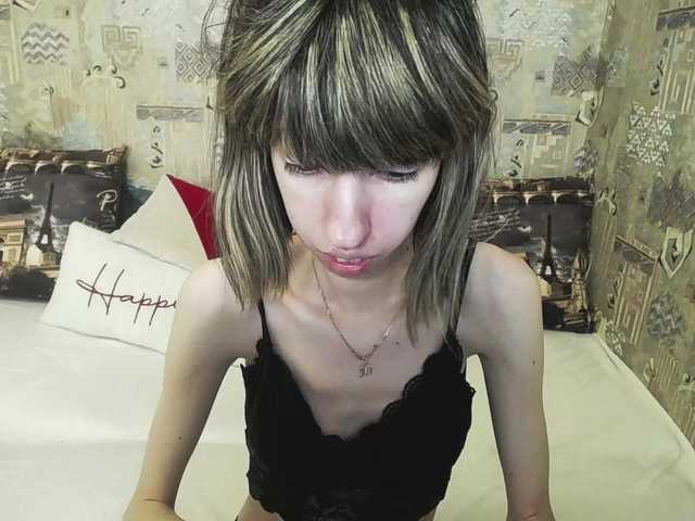 Unusual-G live cam on BongaCams