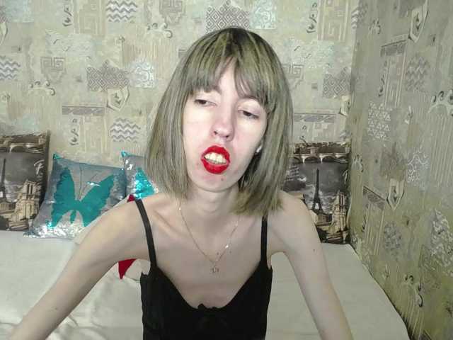 Unusual-G live cam on BongaCams