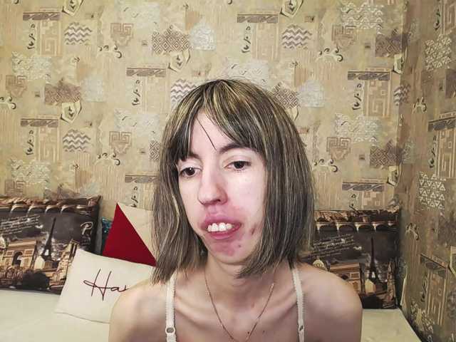 Unusual-G live cam on BongaCams