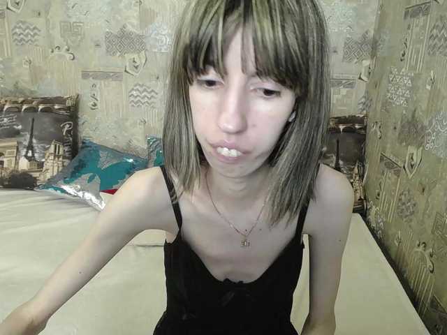 Unusual-G live cam on BongaCams