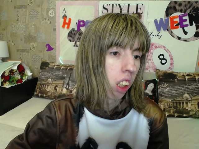 Unusual-G live cam on BongaCams