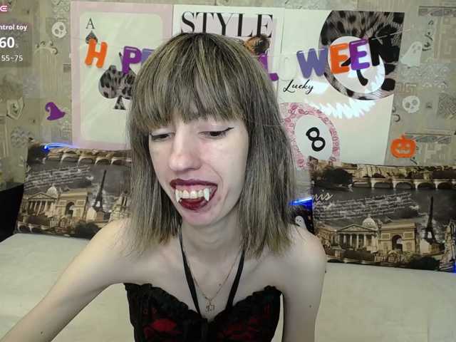 Unusual-G live cam on BongaCams