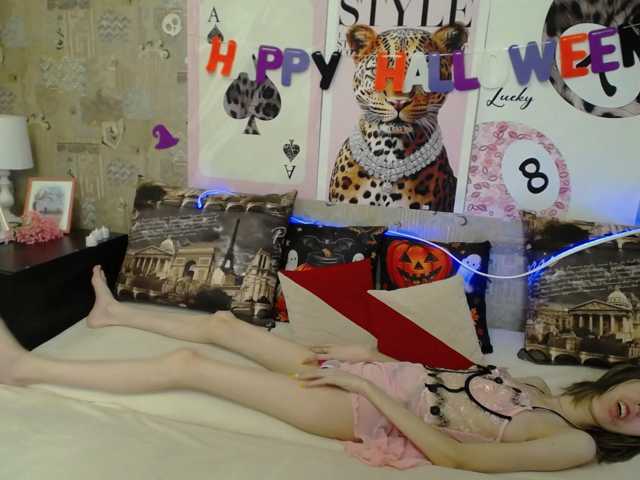 Unusual-G live cam on BongaCams