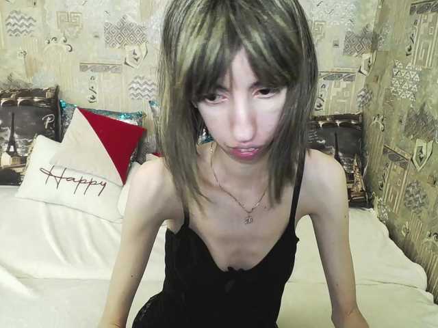Unusual-G live cam on BongaCams