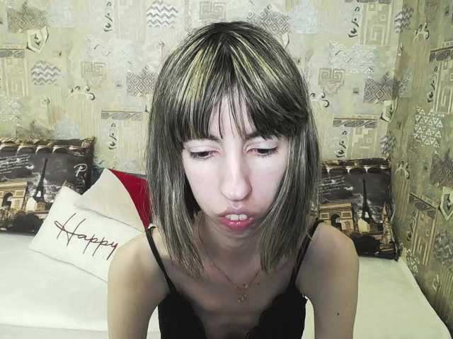 Unusual-G live cam on BongaCams