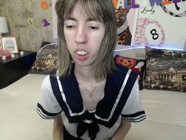 Unusual-G live cam on BongaCams