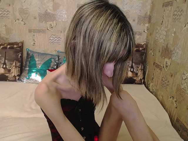Unusual-G live cam on BongaCams