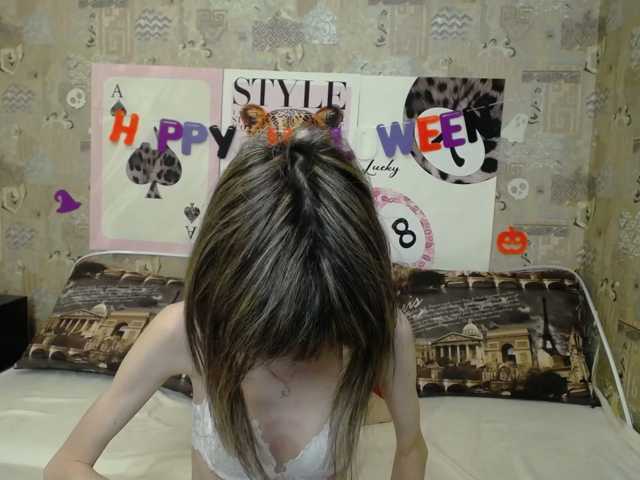 Unusual-G live cam on BongaCams