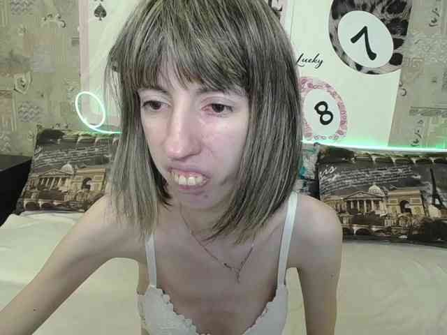 Unusual-G webcam