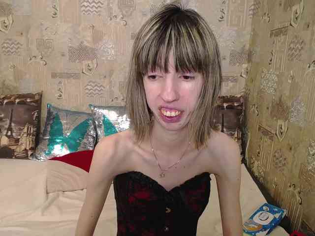 Unusual-G webcam