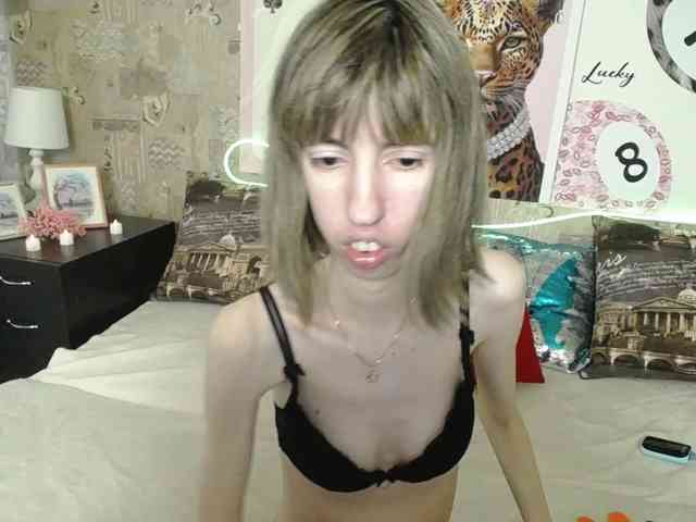 Unusual-G webcam