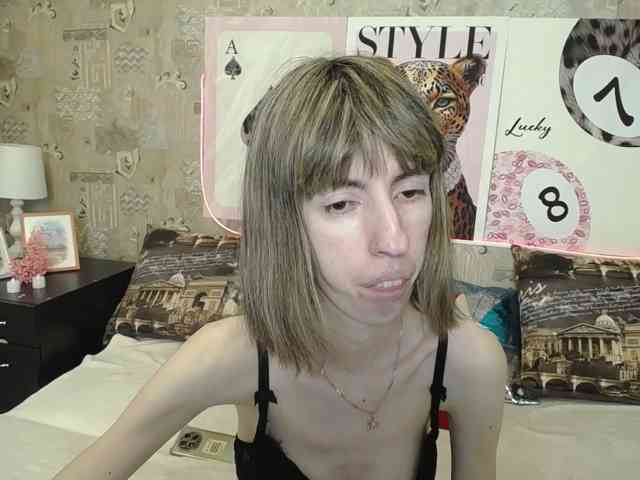 Unusual-G webcam