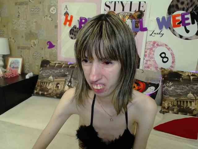 Unusual-G webcam