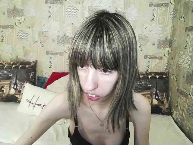 Unusual-G webcam