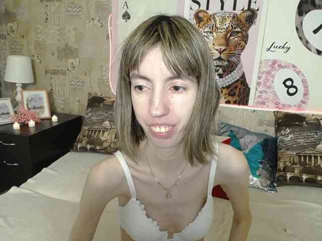 Unusual-G webcam