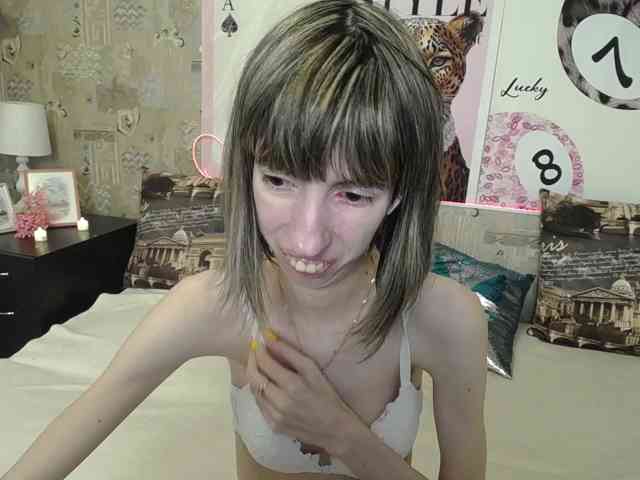 Unusual-G webcam