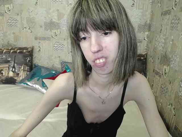 Unusual-G webcam