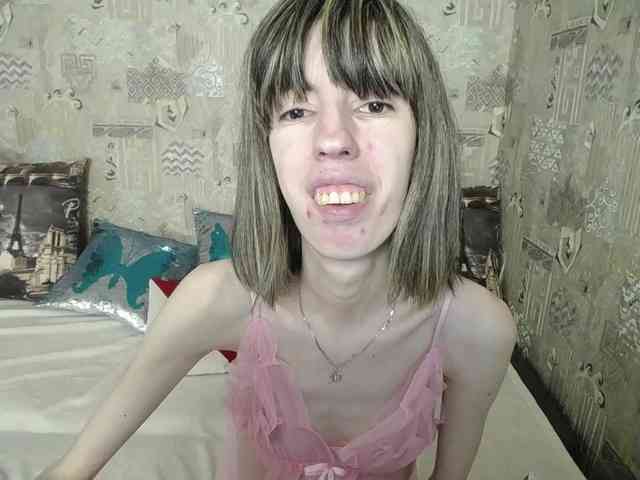 Unusual-G webcam