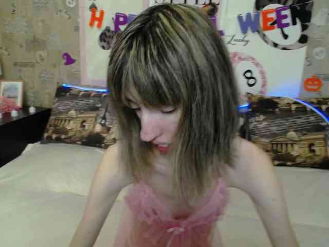 Unusual-G webcam