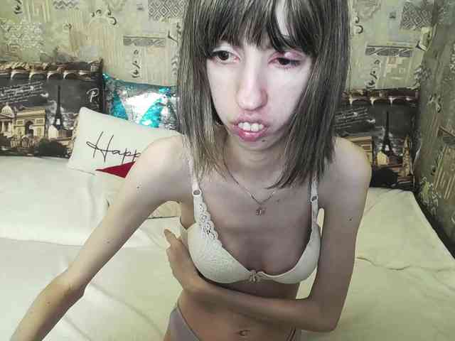 Unusual-G webcam