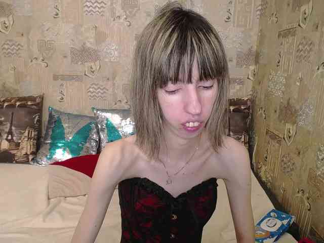 Unusual-G webcam