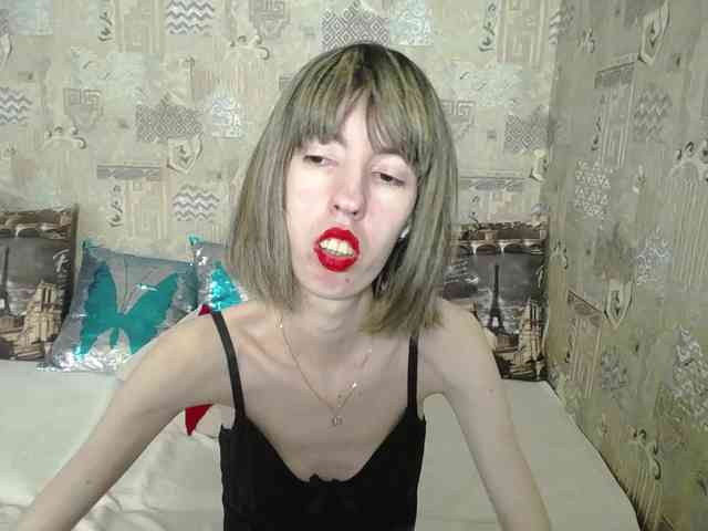 Unusual-G webcam