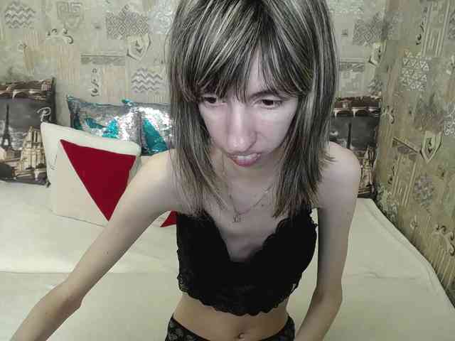 Unusual-G webcam