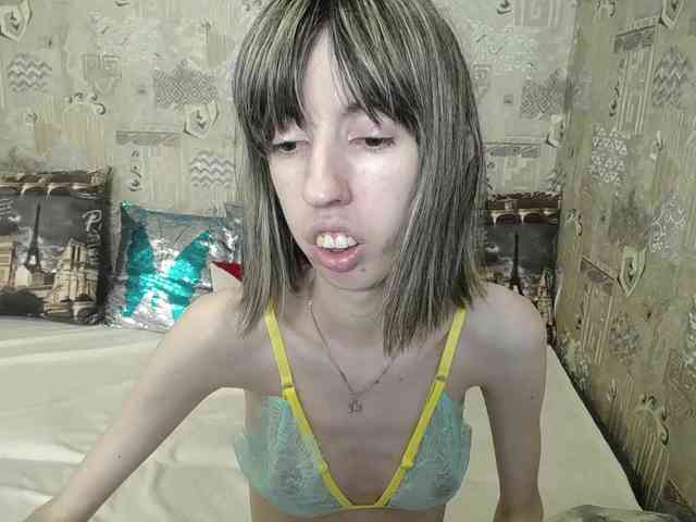 Unusual-G Live Webcam on BongaCams