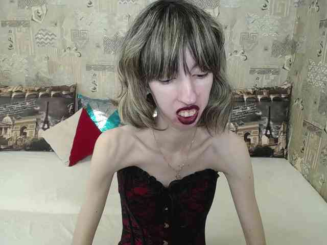 Unusual-G webcam