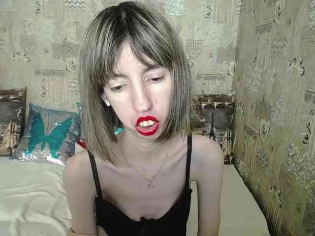 Unusual-G webcam