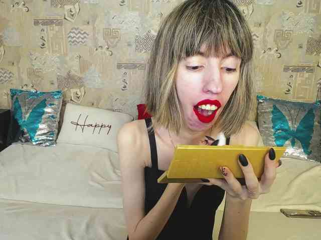 Unusual-G webcam