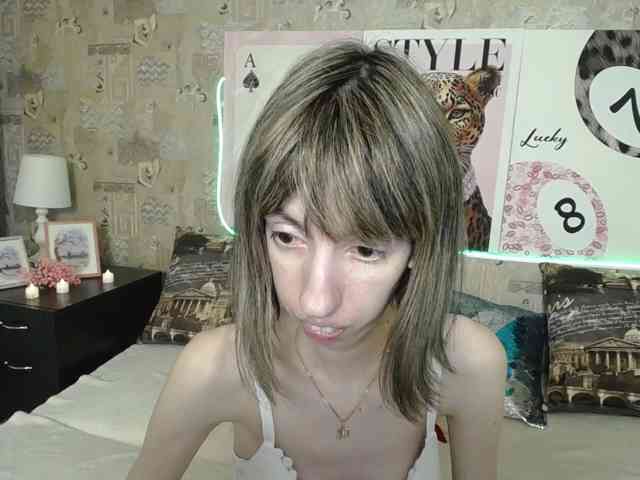 Unusual-G webcam