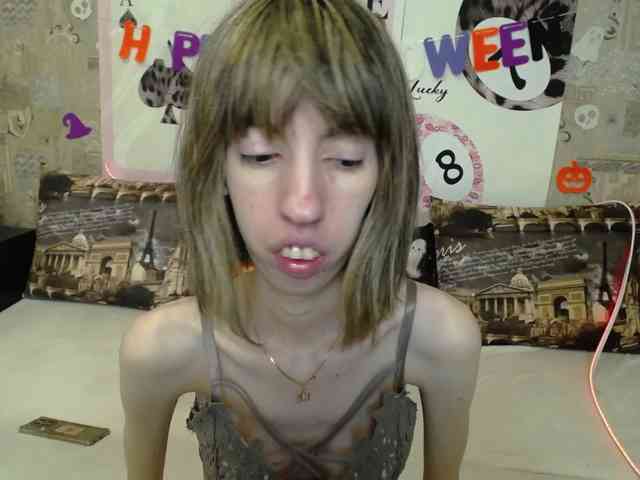 Unusual-G webcam
