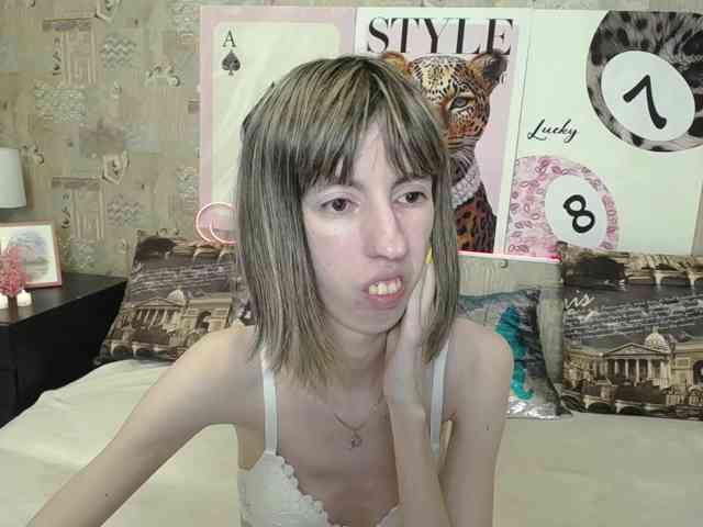 Unusual-G webcam