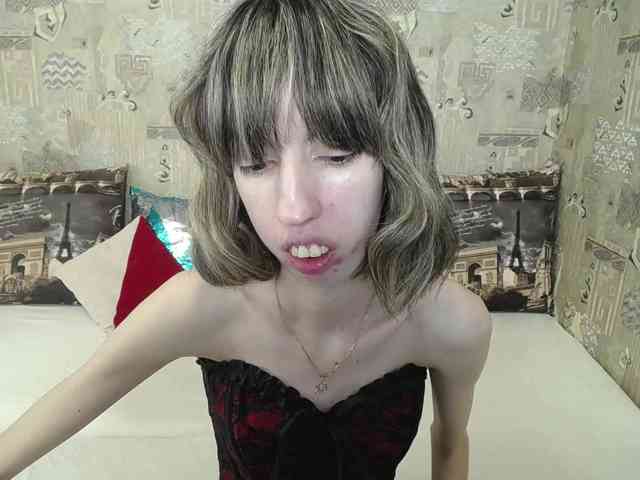Unusual-G webcam