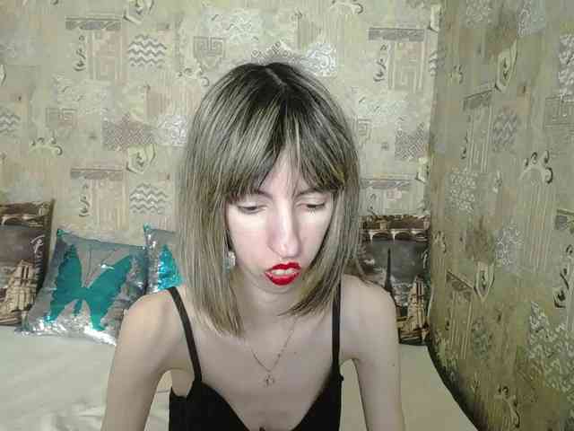 Unusual-G webcam