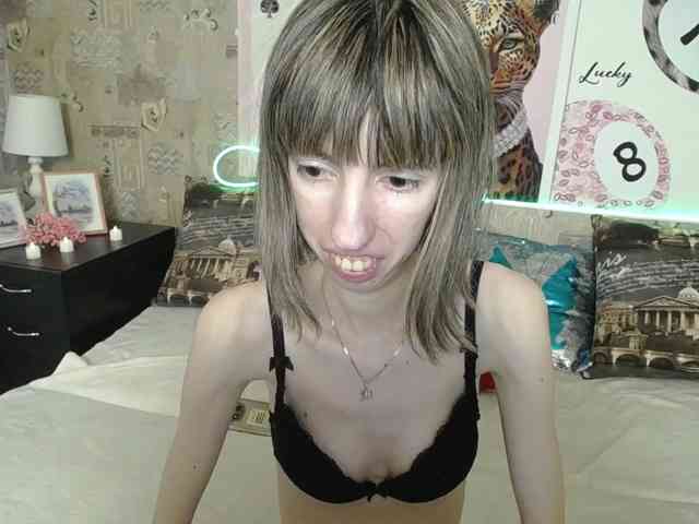 Unusual-G webcam